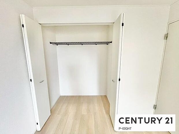 クローゼットでお部屋もスッキリ!