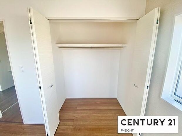 クローゼットでお部屋もスッキリ！