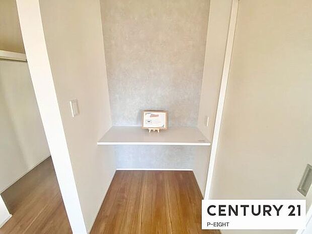 カウンターあり！勉強やテレワークに使えます！