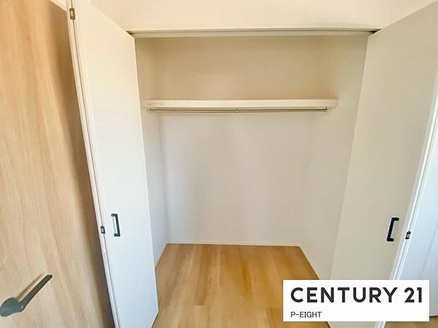 クローゼットでお部屋もスッキリ!