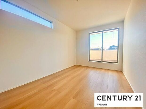 バルコニーに面している明るい部屋です!