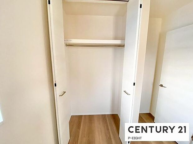 クローゼットでお部屋もスッキリ!