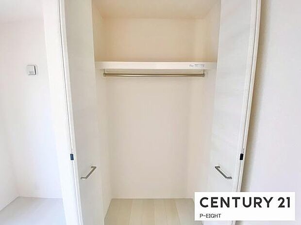 クローゼットでお部屋もスッキリ!