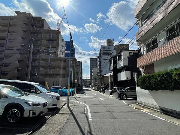 アスファルト舗装の道路です！