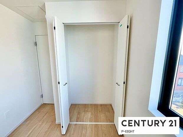 クローゼットでお部屋もスッキリ！