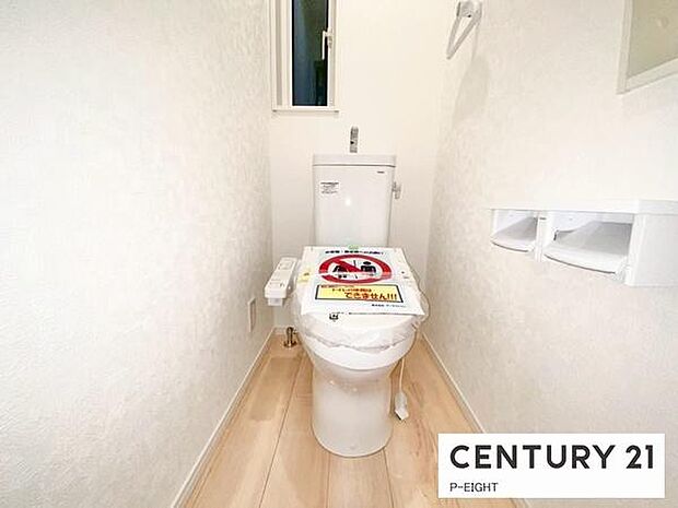 白色基調の落ち着ける空間になっております。