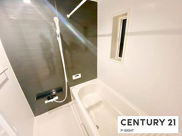 一坪サイズのお風呂で毎日の疲れを癒してください。