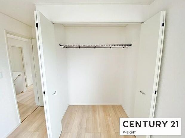 クローゼットでお部屋もスッキリ！