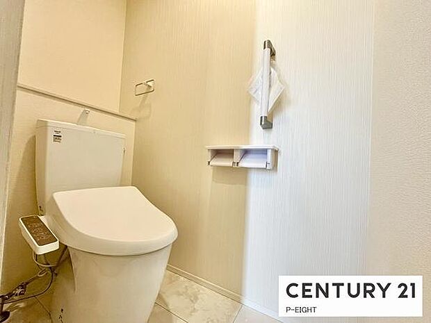 ウォシュレット付きの暖房便座で快適です！