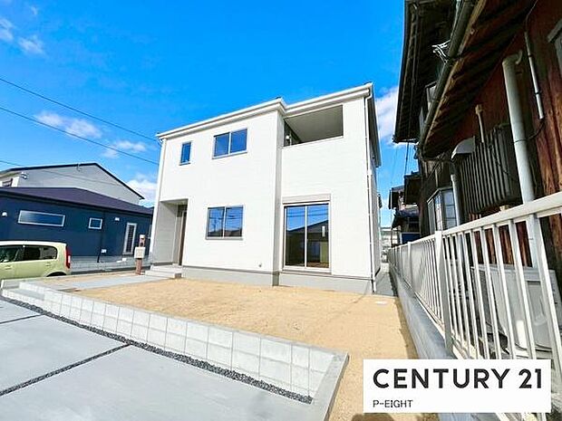 敷地内には自由に使える庭があります！