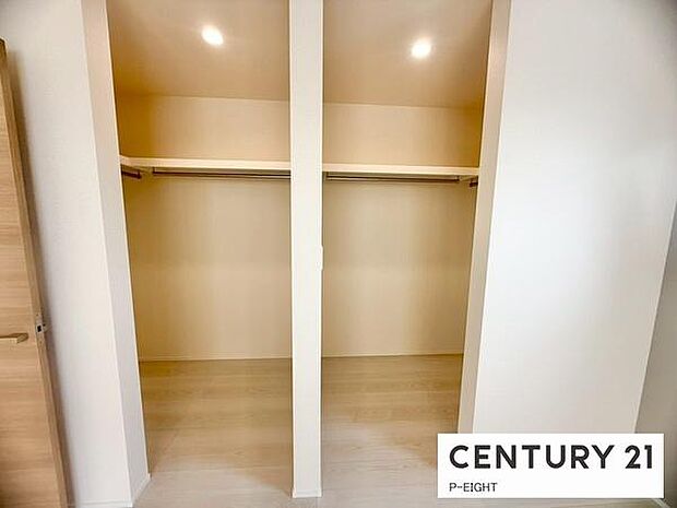 広めの収納スペースあり!