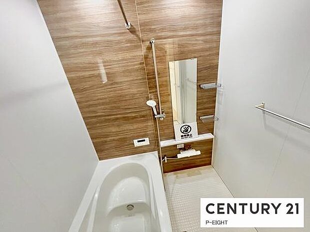 一坪サイズのお風呂で毎日の疲れを癒してください。