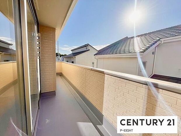 洗濯物は日当たりの良いバルコニーへ!