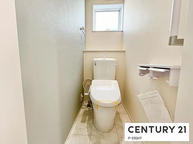 ウォシュレット付きの暖房便座で快適です！