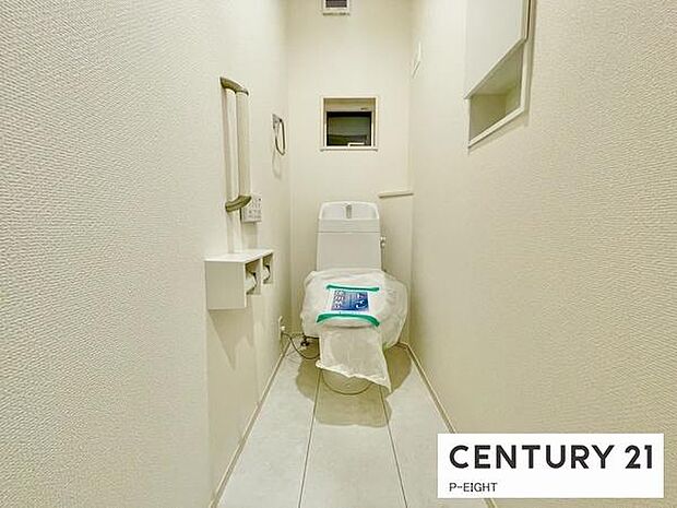 ウォシュレット付きの暖房便座で快適です！