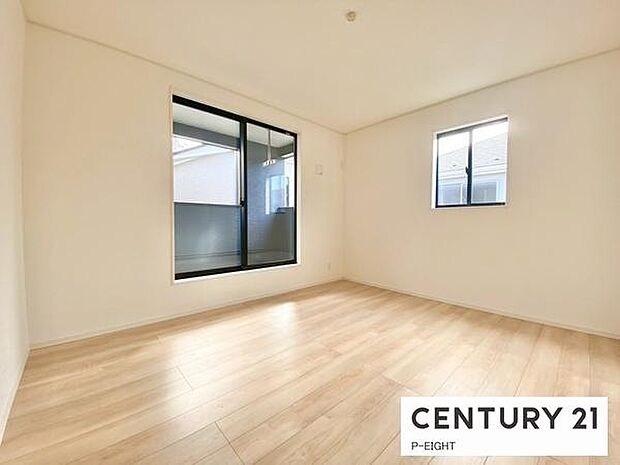 バルコニーに面している明るい部屋です!