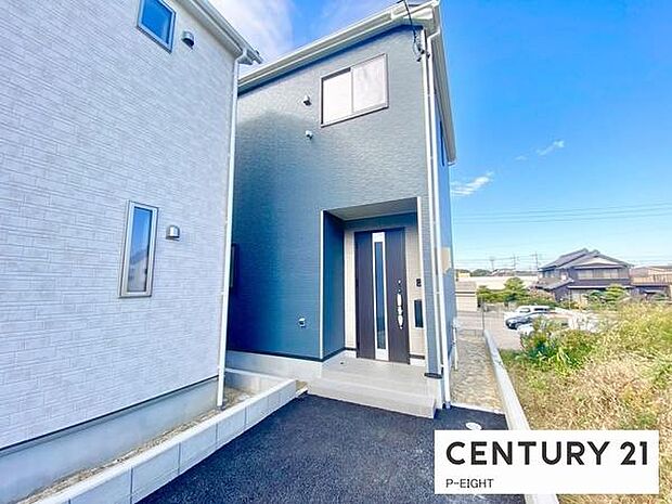 玄関前から見た現地の様子です!