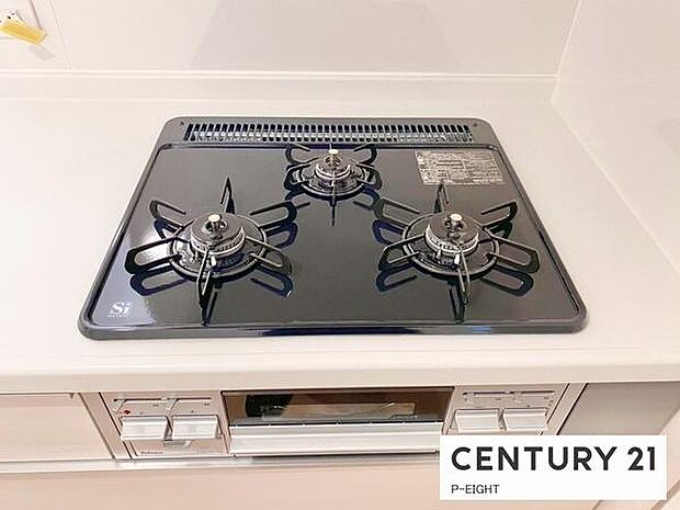 三口ガスコンロで料理もはかどりますね!グリルもあります!