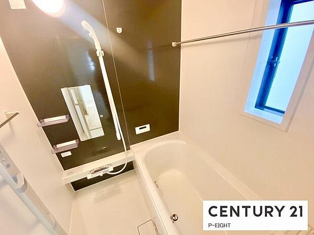 一坪サイズのお風呂で毎日の疲れを癒してください。