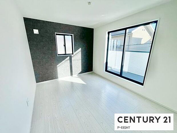 バルコニーに面している明るい部屋です！