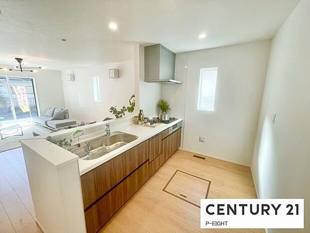 料理をしながらリビングを見渡せるつくりで、料理中も家族との会話がはずみます。