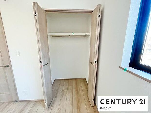 クローゼットでお部屋もスッキリ!