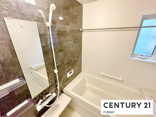 一坪サイズのお風呂で毎日の疲れを癒してください。