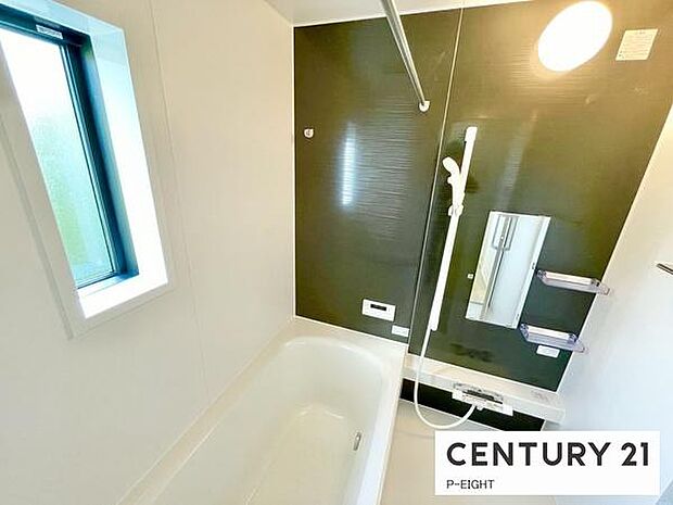 一坪サイズのお風呂で毎日の疲れを癒してください。