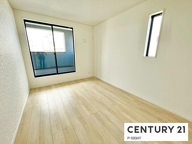 バルコニーに面している部屋です!