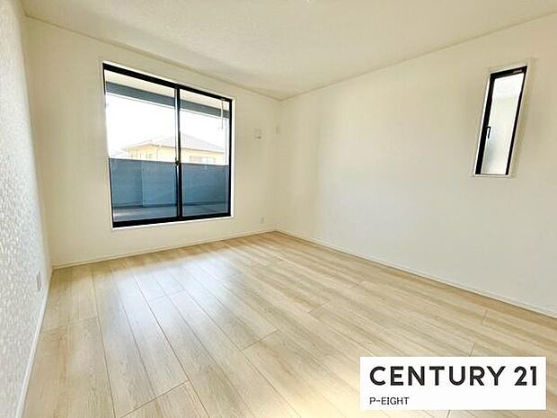 バルコニーに面している部屋です!