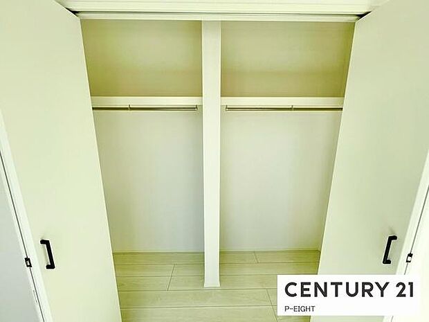 クローゼットでお部屋もスッキリ！