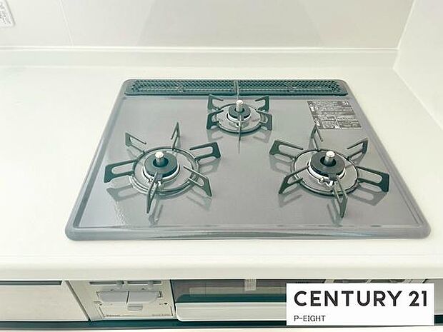 三口コンロで料理もはかどりますね!グリルもあります!