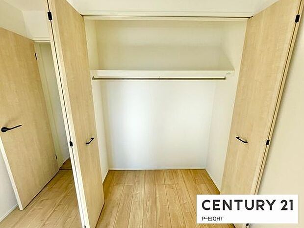 クローゼットでお部屋もスッキリ！