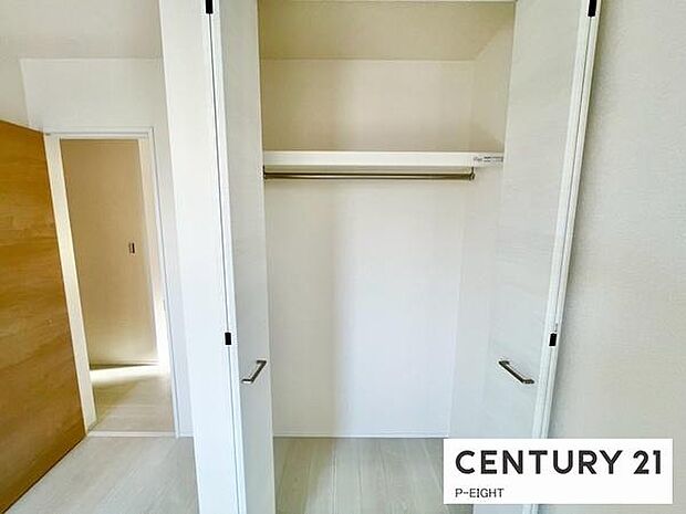 クローゼットでお部屋もスッキリ!