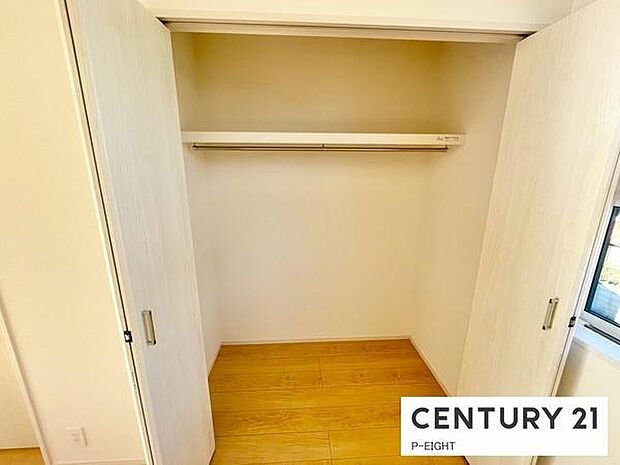 クローゼットでお部屋もスッキリ!