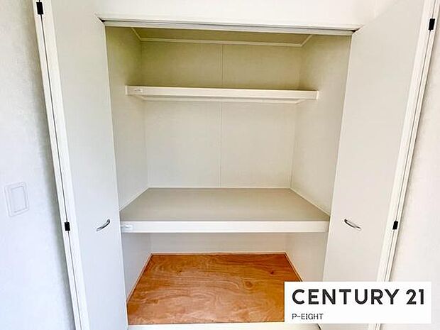 和室には収納に便利な押し入れあり！