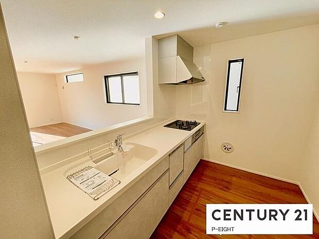 料理をしながらリビングを見渡せるつくりで、料理中も家族との会話がはずみます。