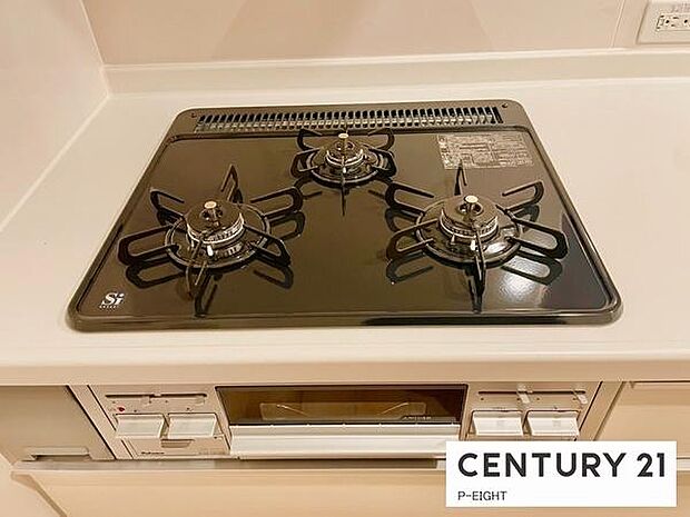 三口コンロで料理もはかどりますね!グリルもあります!