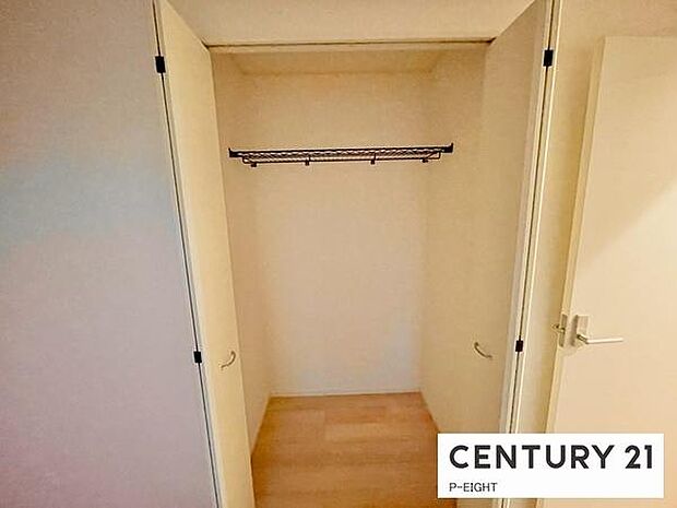 広めの収納スペースあり!