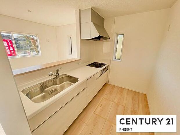 料理をしながらリビングを見渡せるつくりで、料理中も家族との会話がはずみます。