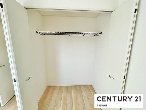 クローゼットでお部屋もスッキリ！