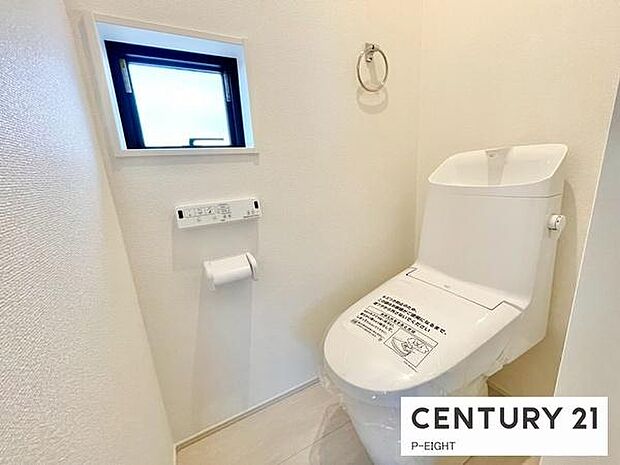 ウォシュレット付きの暖房便座で快適です！