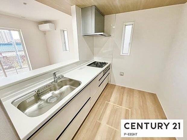 料理をしながらリビングを見渡せるつくりで、料理中も家族との会話がはずみます。