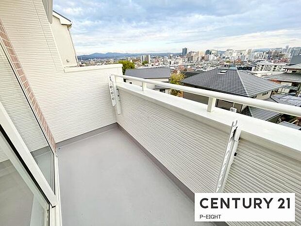 物干し竿を設置できる器具がついています！