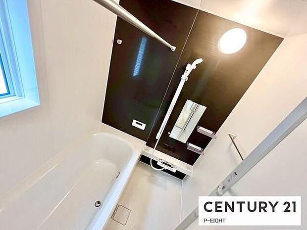 一坪サイズのお風呂で毎日の疲れを癒してください。