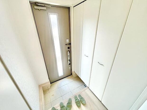 穏やかな色合いで来客をなごませてくれます!