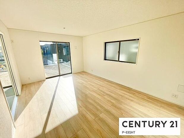 家族の笑い声が聞こえてきそうな、暖かい空間になっています。