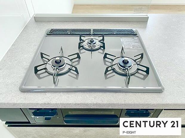 三口コンロで料理もはかどりますね!グリルもあります!