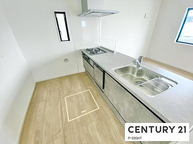 料理をしながらリビングを見渡せるつくりで、料理中も家族との会話がはずみます。