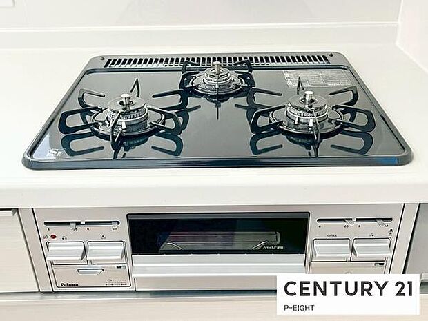 三口コンロで料理もはかどりますね！グリルもあります！